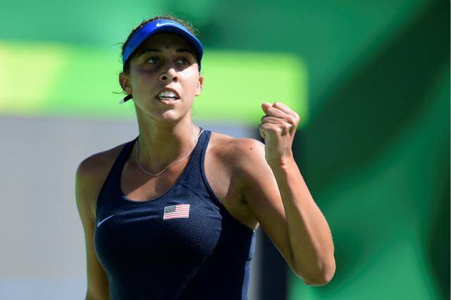 舞台同样残 舞台同样残