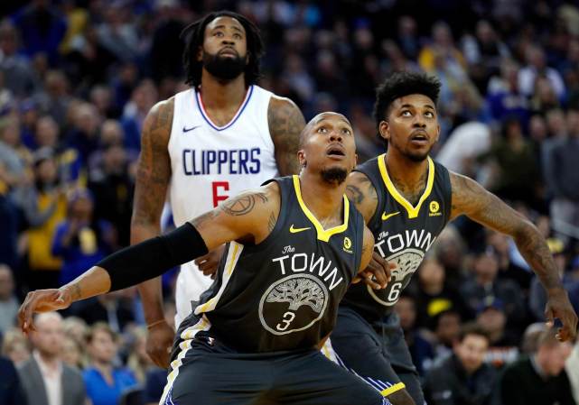 入河探视 入河探视